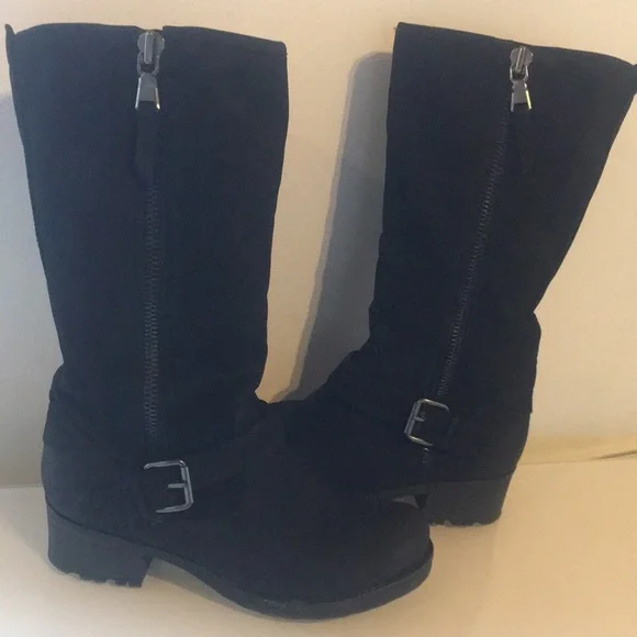 White Mountain Cute Faux Suede Black Biker Boots - Picture 3 of 6